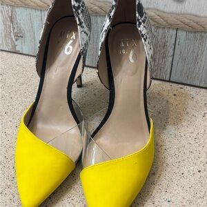Mix No. 6 Yellow and Black Snakeskin Heels Size 8.5